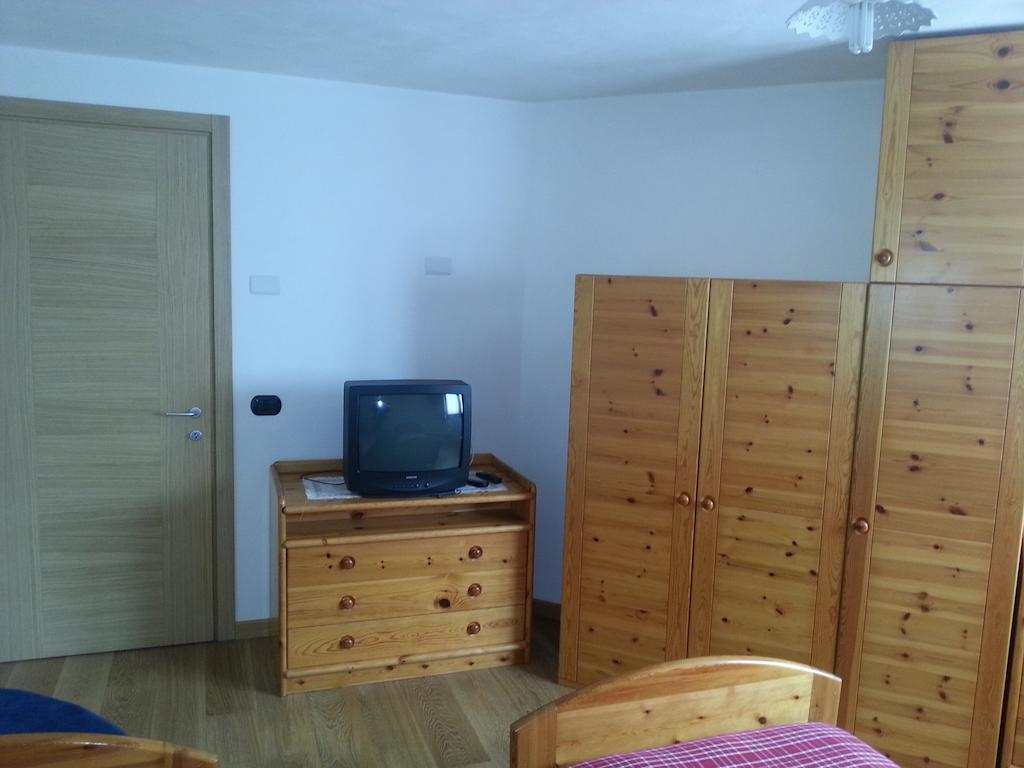 Ferienwohnung Casa Betty Bormio Zimmer foto