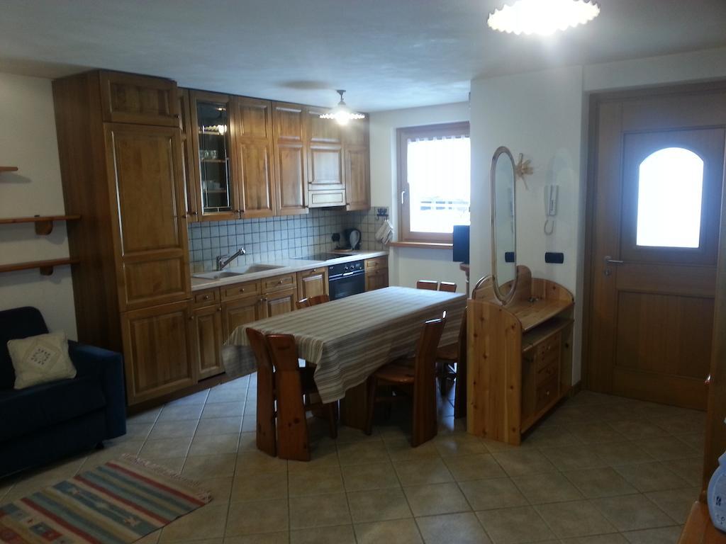 Ferienwohnung Casa Betty Bormio Zimmer foto
